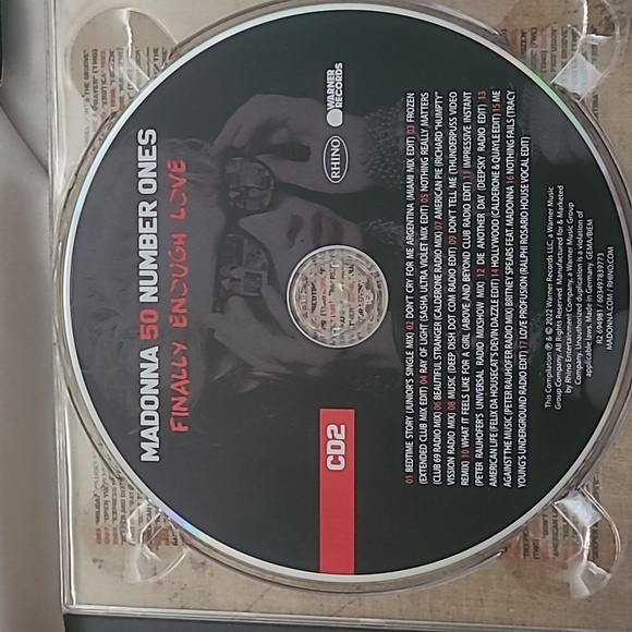 Madonna remixes CDs - Picture 5 of 9